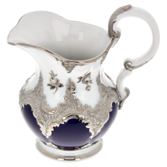 Milchkännchen, Form "B-Form", Gestreute Röschen, weiß-grau, königsblau, Glanzplatin, V 0,18 l