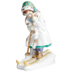 Mädchen mit Schneeschuhen, Bunt staffiert, H 16 cm