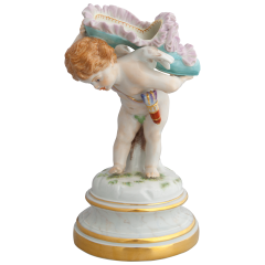 Amor unter dem Pantoffel, Bunt und gold staffiert, H 17,5 cm