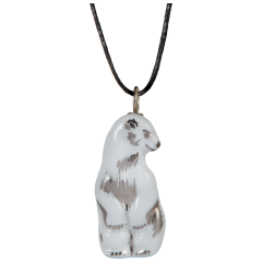 Anhänger "Platin" Halbrelief Eisbär, 3,7 x 1,8 cm