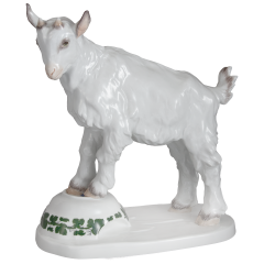 Ziegenbock, Bunt staffiert, Tasse - Voller grüner Weinkranz, H 30 cm