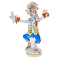 Affenmusiker Kleinpl/Dirigent, Blau und Rot staffiert, H 12,5 cm