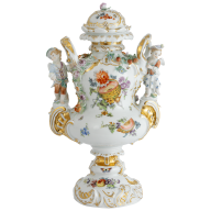 Vase mit kleinen Amoretten, Lim. 15, H 43 cm